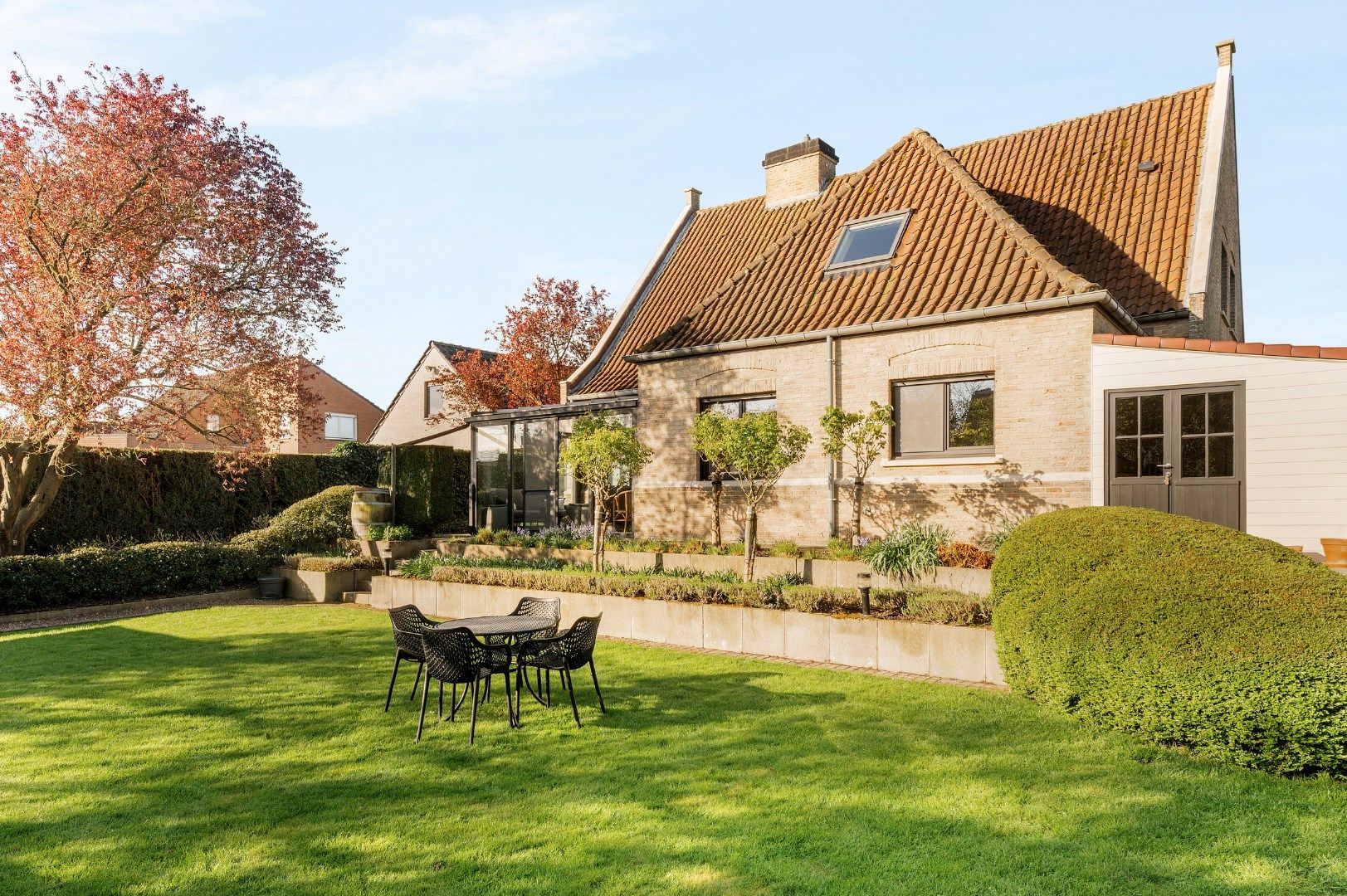 Uitstekend onderhouden villa te Ieper. Opp: 871m². foto 27