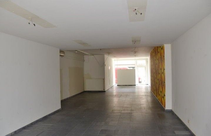 Modern commercieel gelijkvloers op toplocatie in Turnhout foto 2