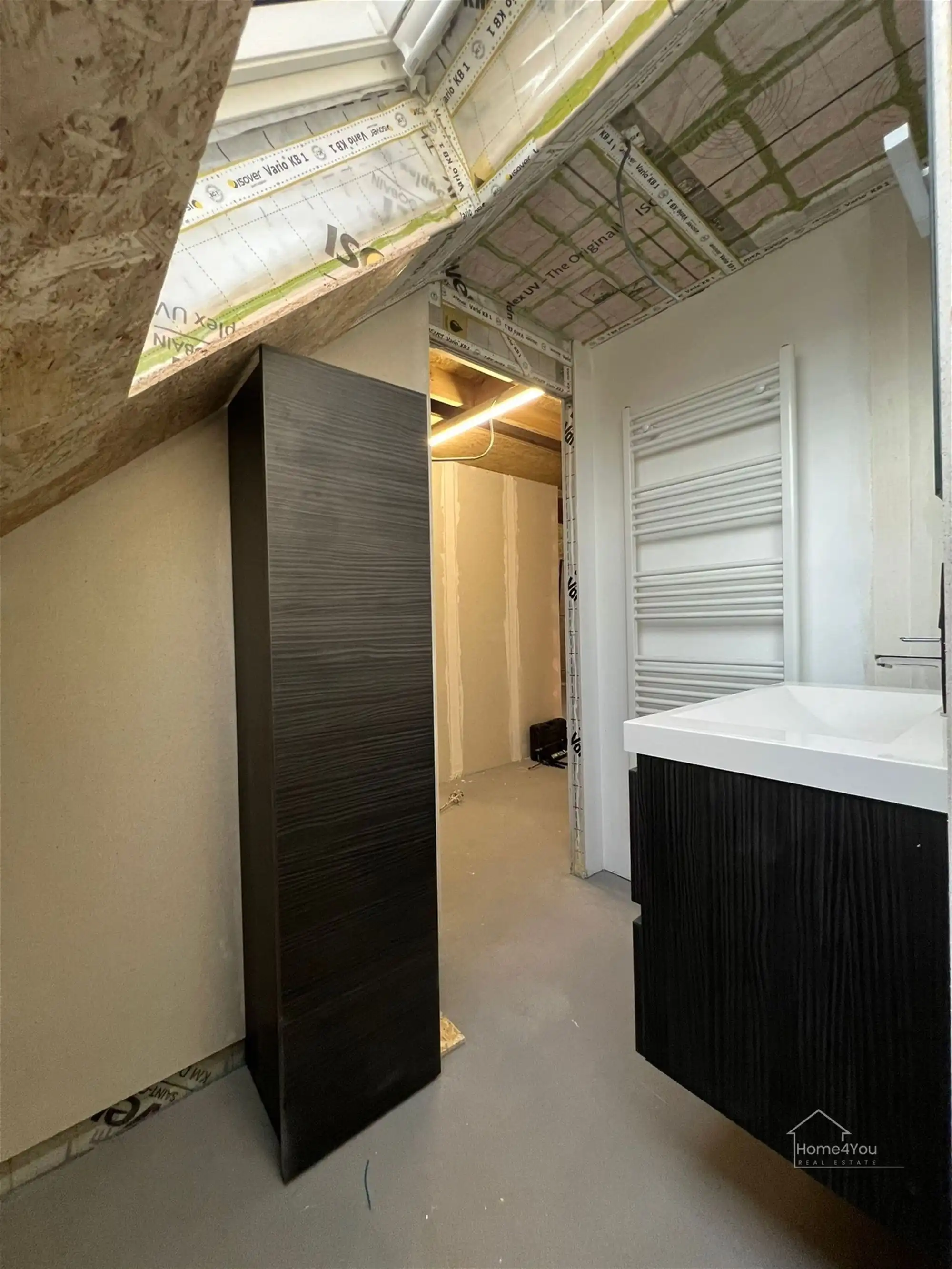 HOB met 4 slaapkamers en 2 badkamers foto 19