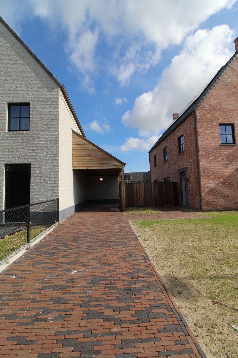 Woning met uniek landelijk karakter te Izegem foto 28