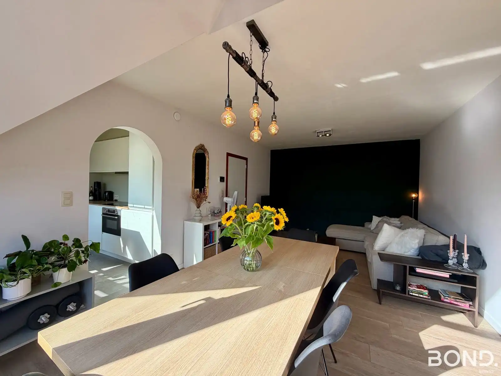 Duplex appartement te huur op toplocatie!  foto 2