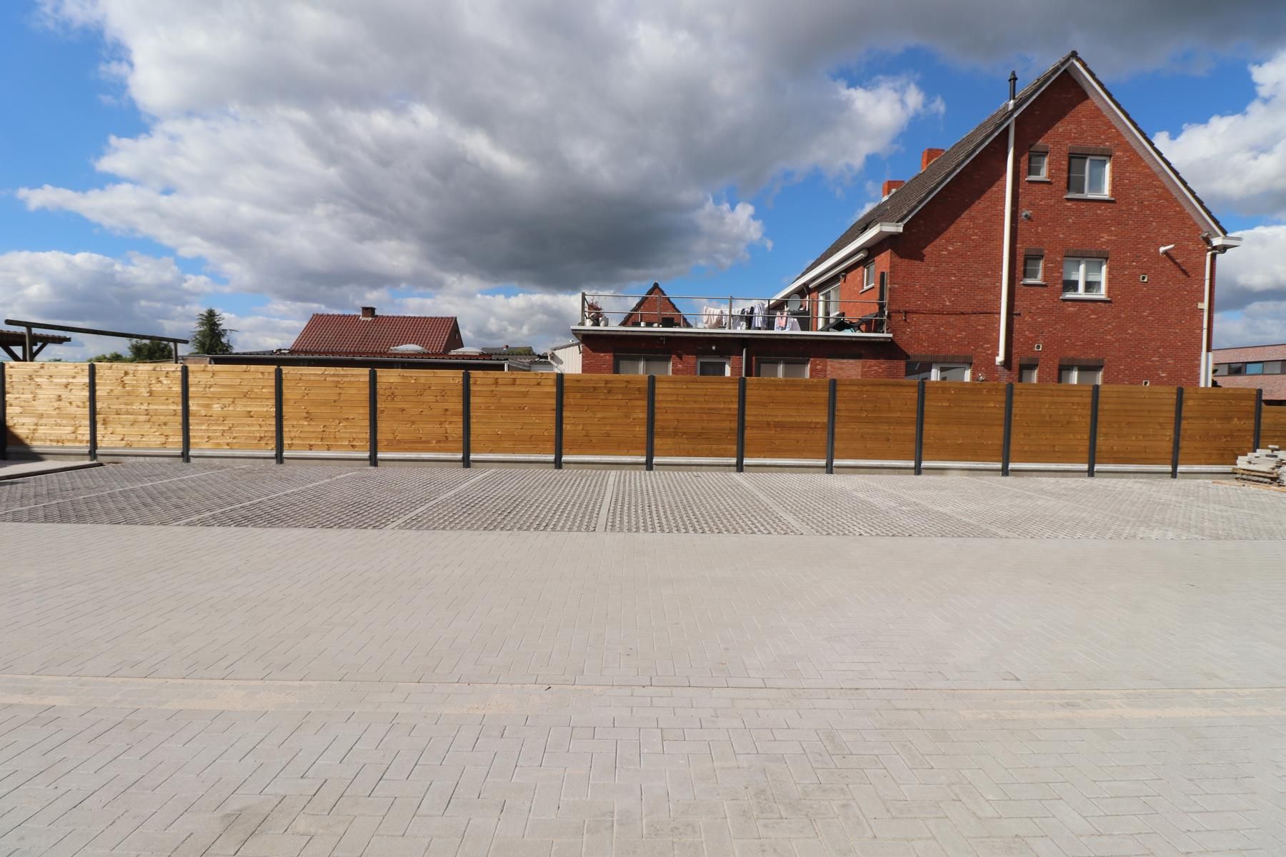 BEN-woning met 3 slaapkamers, terras met tuin, tuinberging en autostaanplaats. foto 17