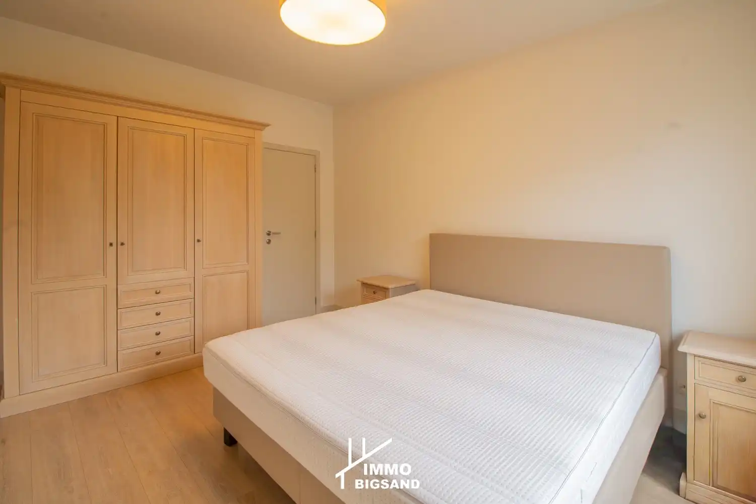 Exclusief wonen op toplocatie aan de Groeningelaan in Kortrijk foto 9