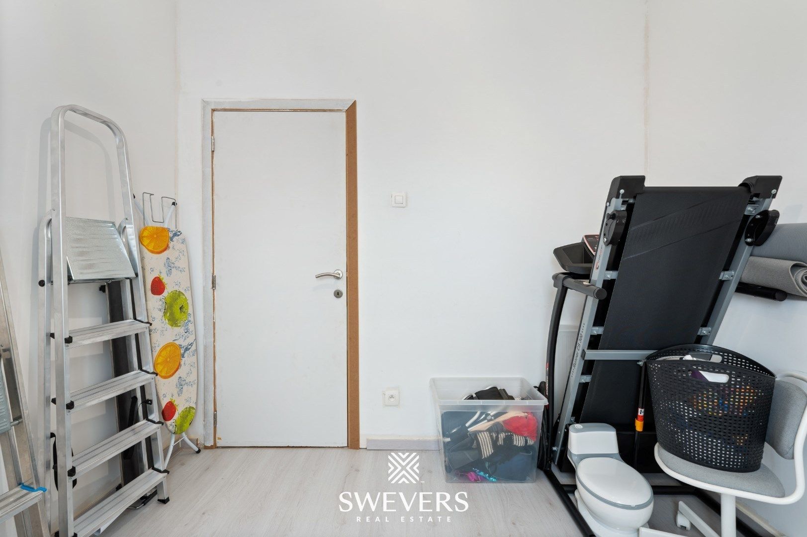 Charmante woning met Handelspand te Leopoldsburg foto 17