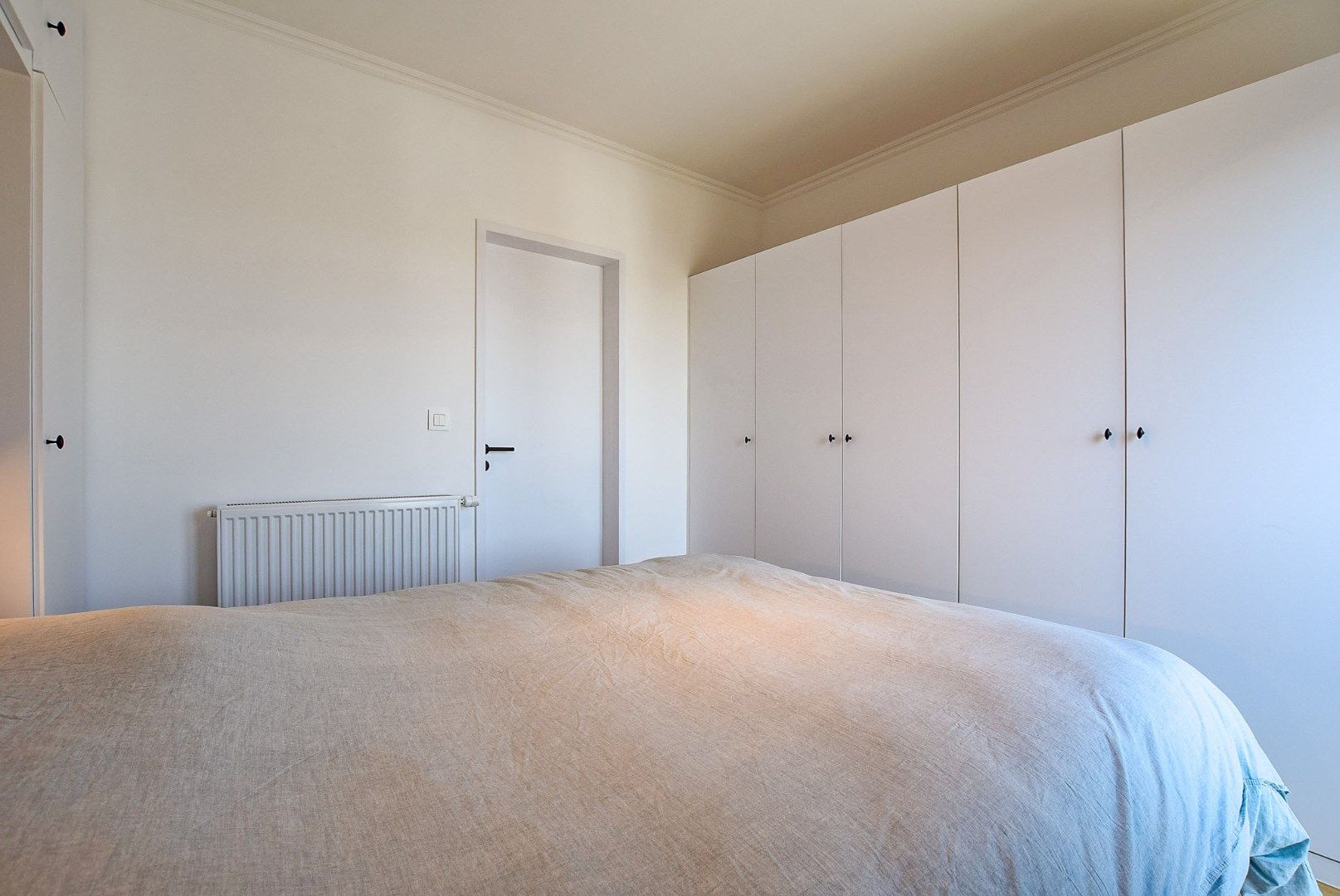 Totaal gerenoveerd appartement met FRONTAAL zeezicht te Koksijde -Bad.  foto 13