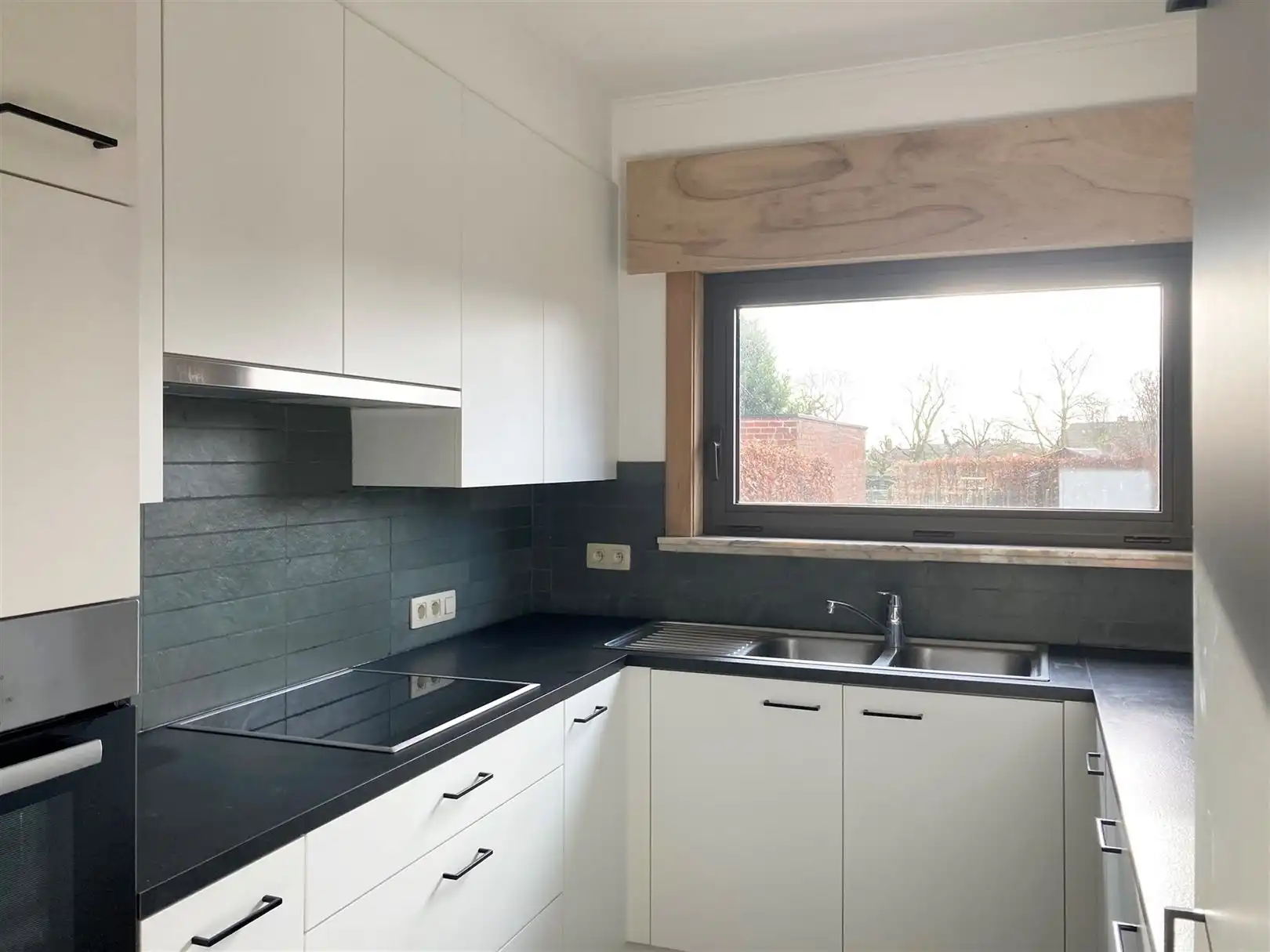 Woning met zonnige tuin foto 8