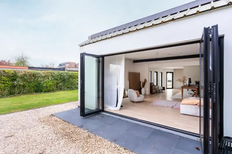 Prachtige woning met meerdere mogelijkheden, wonen en werken combineren of kangoeroewoning. foto 35