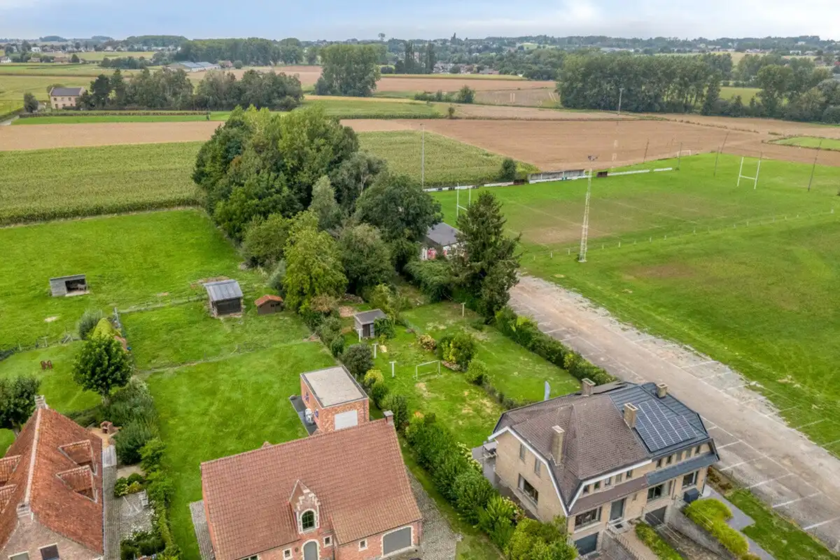Ruime woning met boomgaard nabij centrum Lennik foto 19