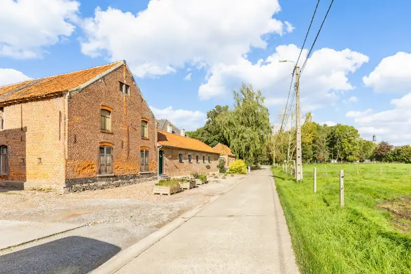 Gezellig huisje gelegen in het groen foto 28