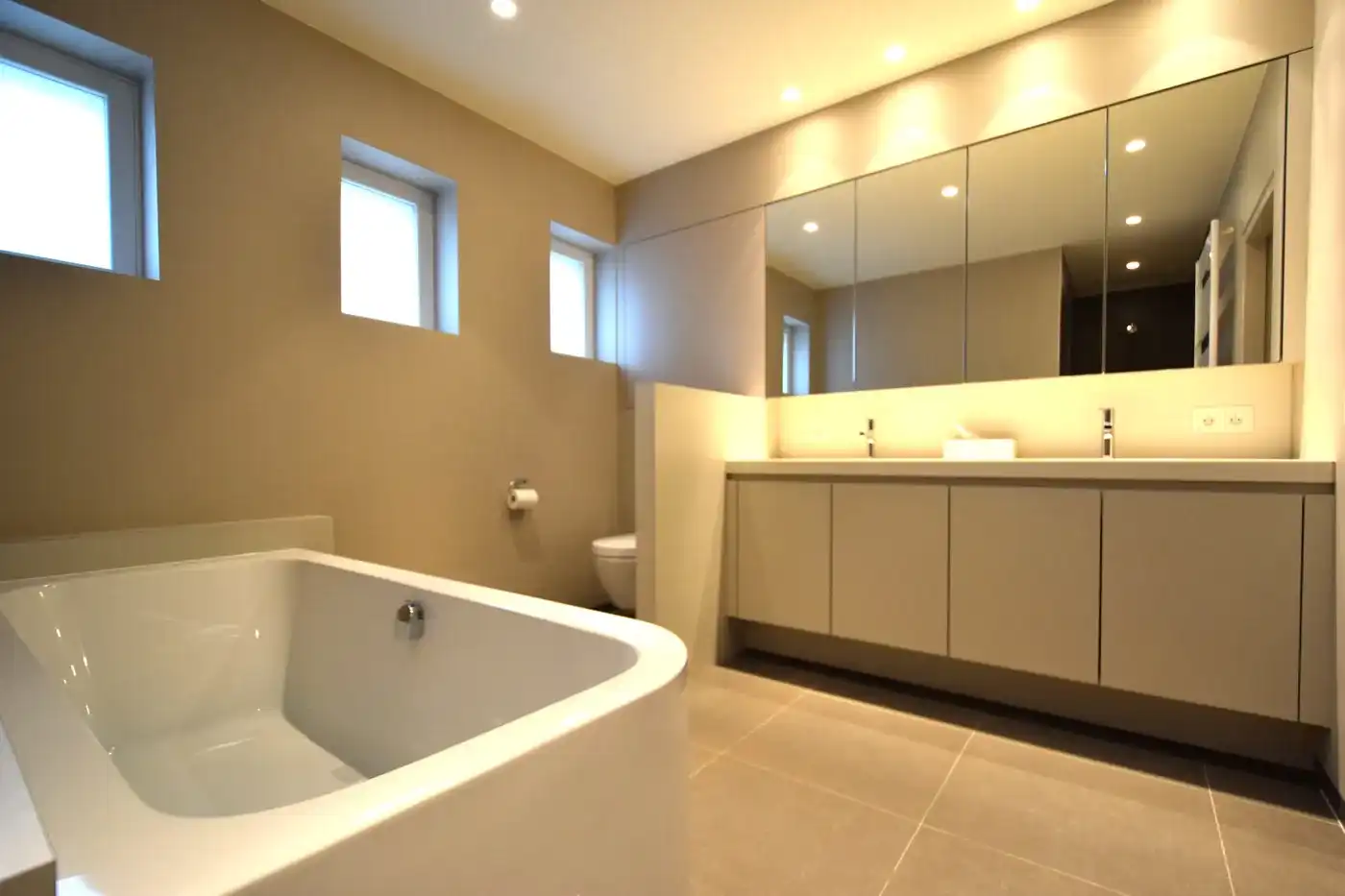 Gelijkvloers appartement met 2 slaapkamers  foto 7