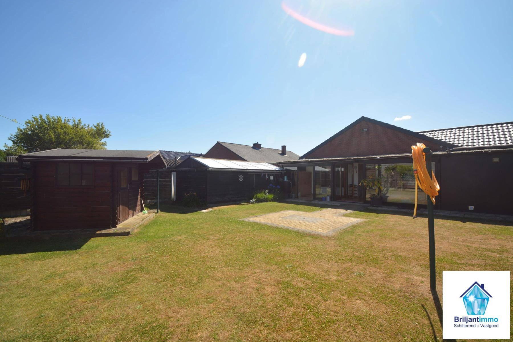 Zeer ruime bungalow met 3 slp en ruime tuin foto 20