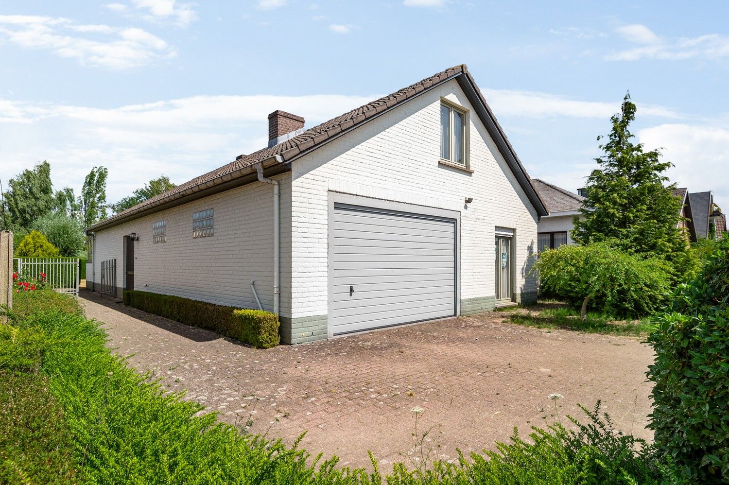 Hoofdfoto van de publicatie: Deze woning is gelegen in een rustige omgeving en beschikt over bijzonder veel potentieel te Lier