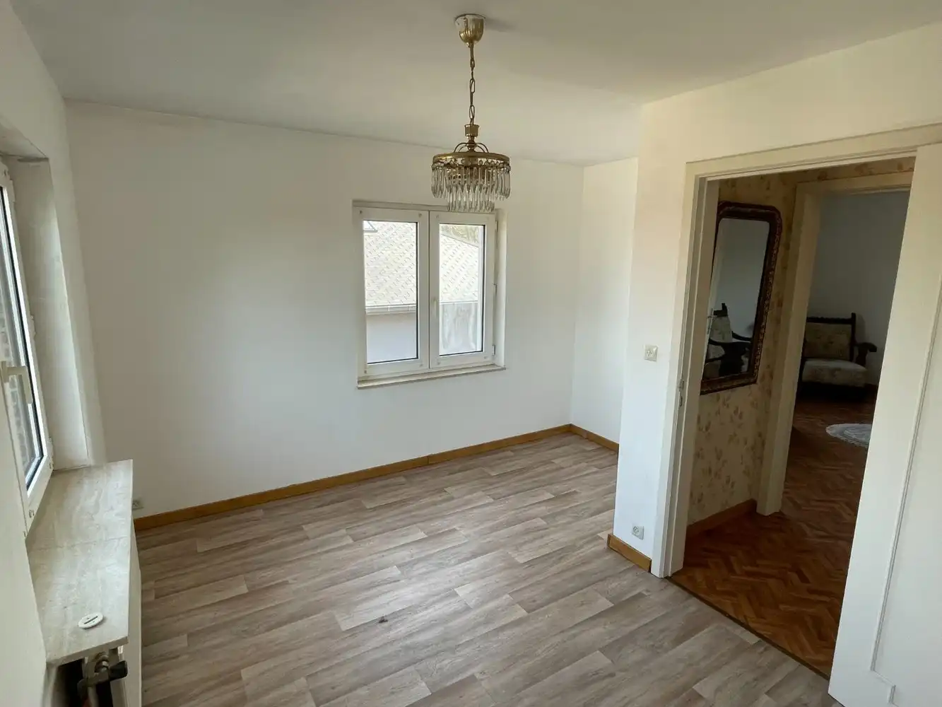 Karaktervolle vrijstaande villa met 5 slaapkamers en mooie tuin foto 17