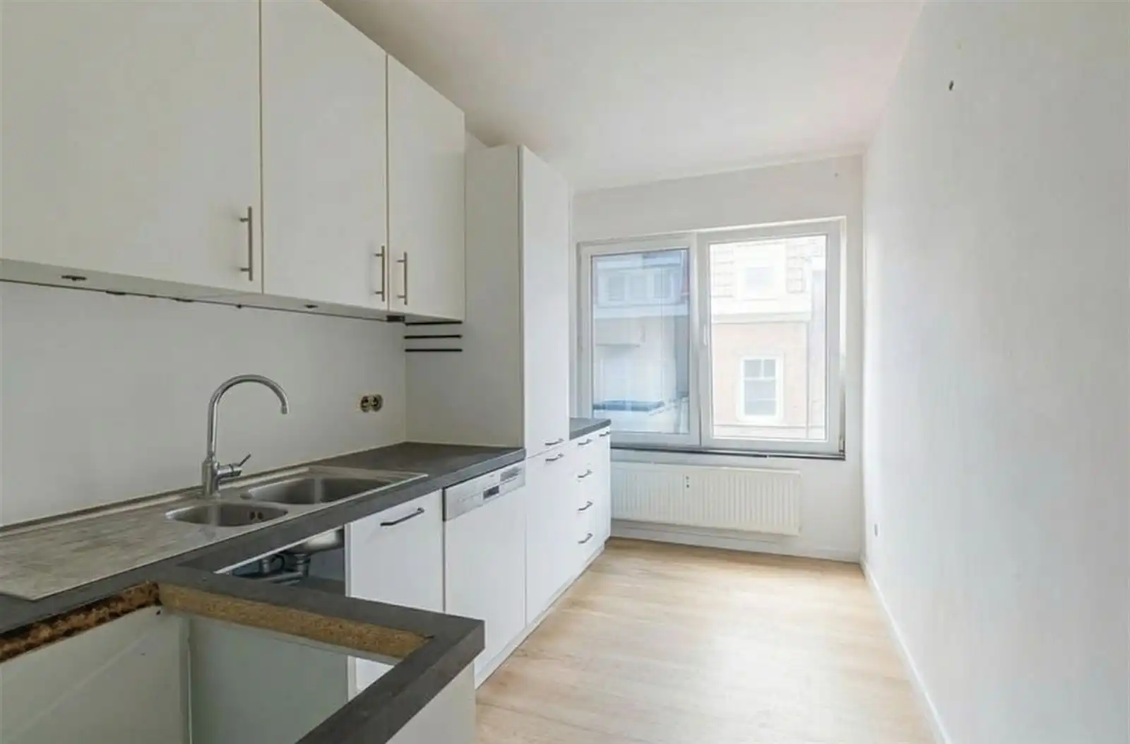 Op te frissen appartement foto 3