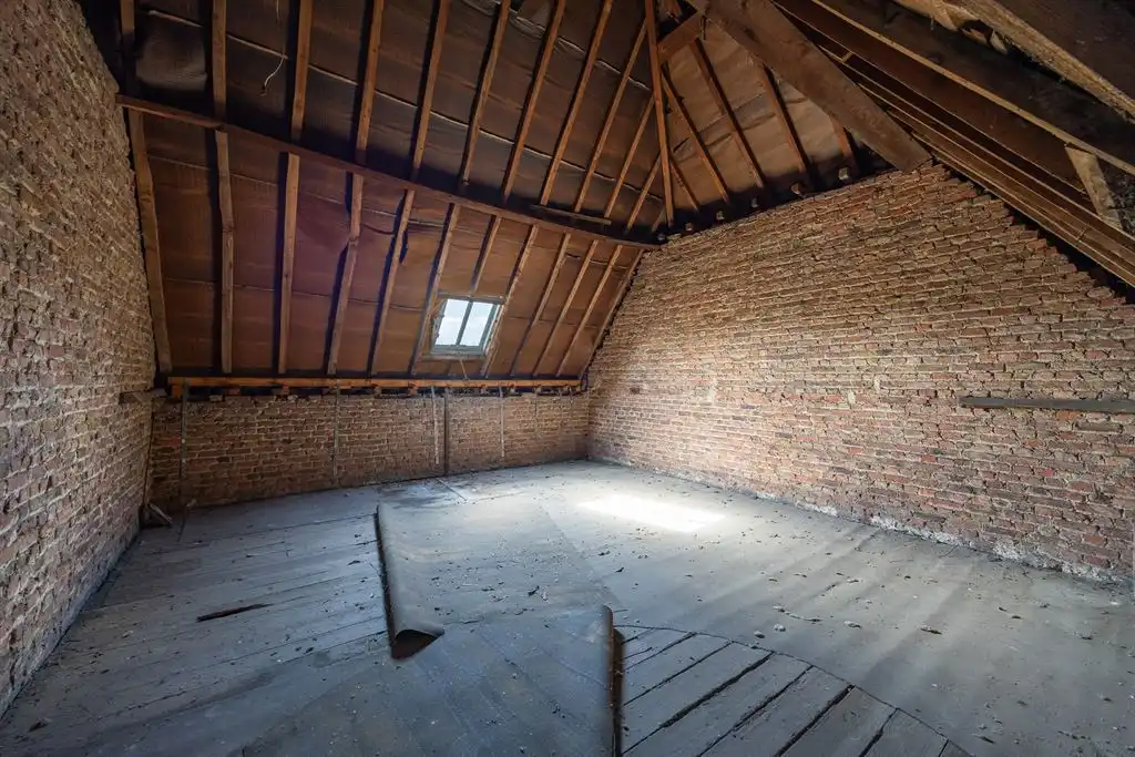 Unieke herenwoning met veel potentieel foto 20