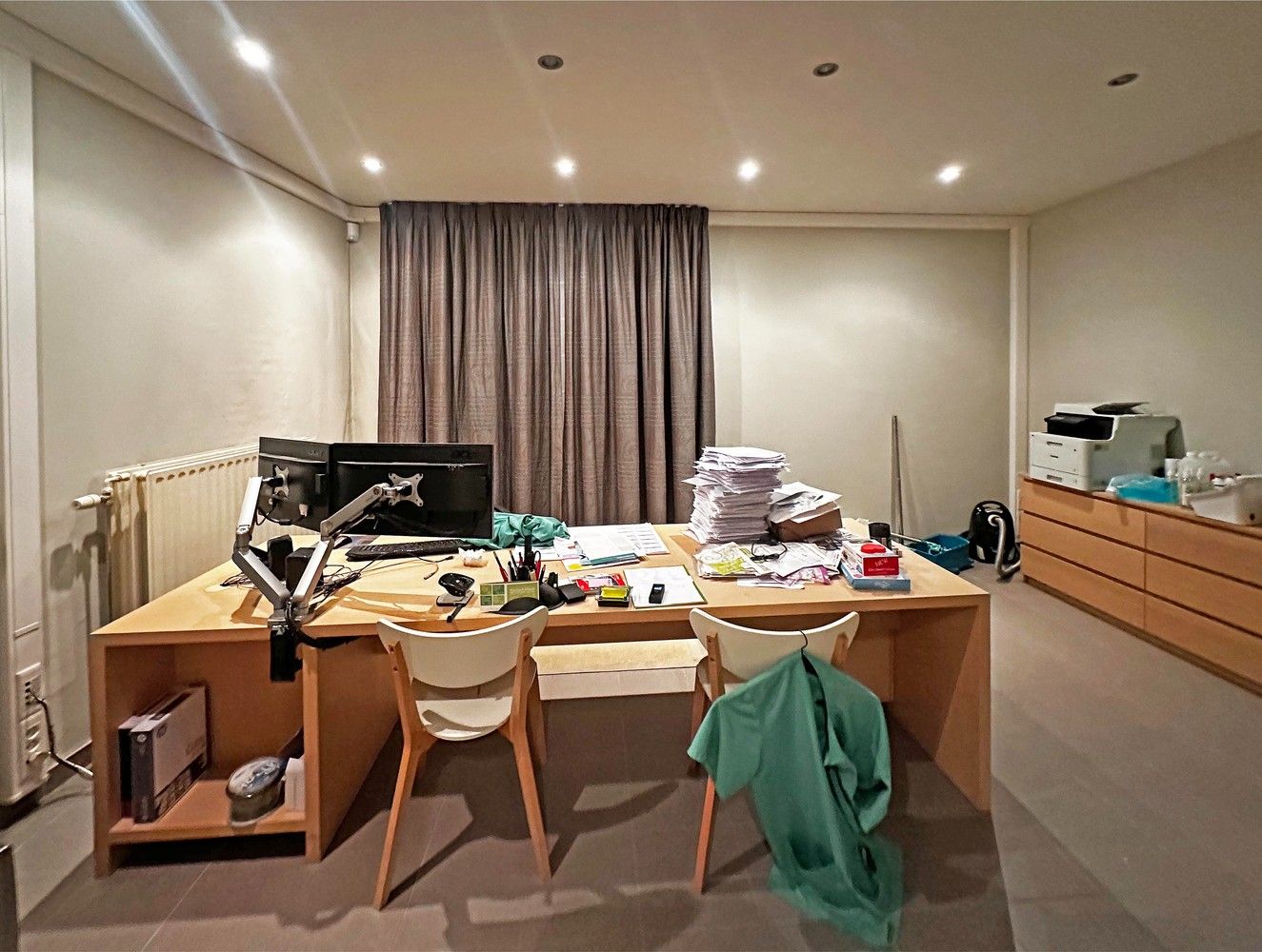 Opbrengsteigendom (praktijk + 2 appartementen) in Wijnegem centrum te koop! foto 32