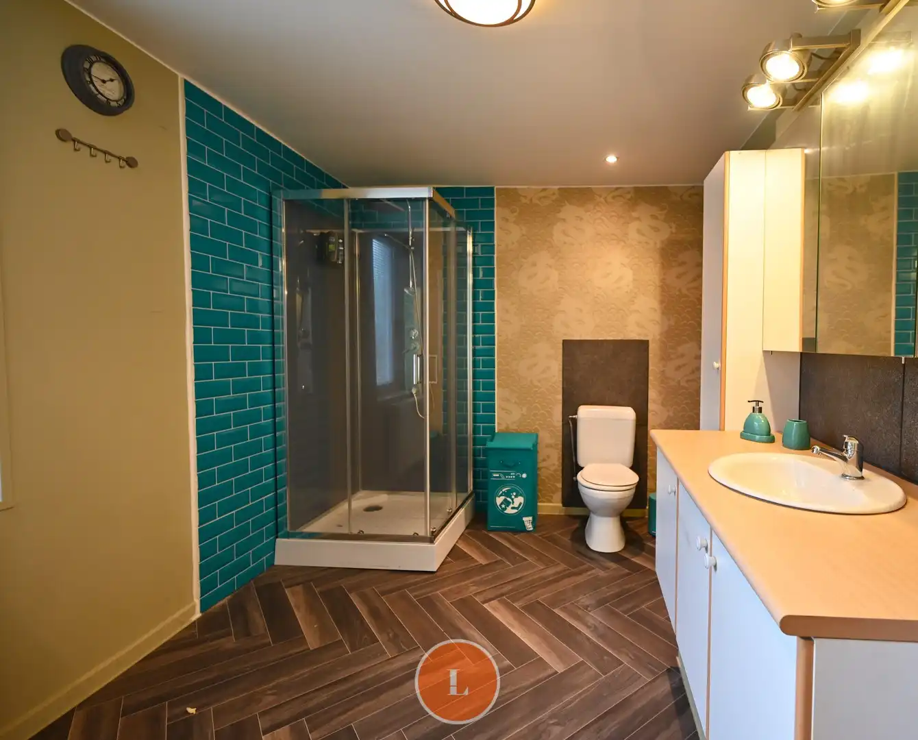 Te Koop: ruim handelspand met garage en woonmogelijkheden. foto 11