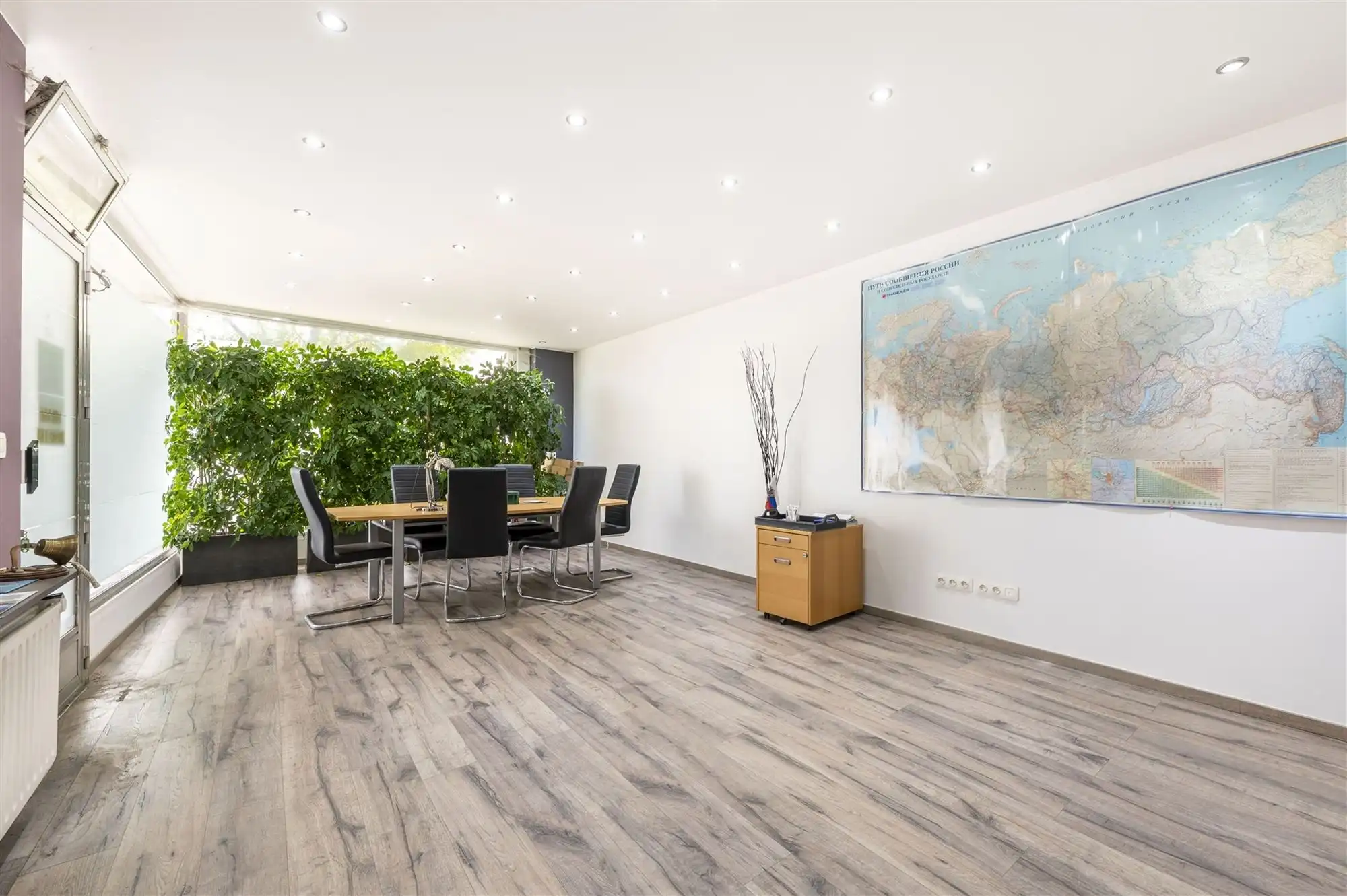 Handelspand met veel visibiliteit foto 9