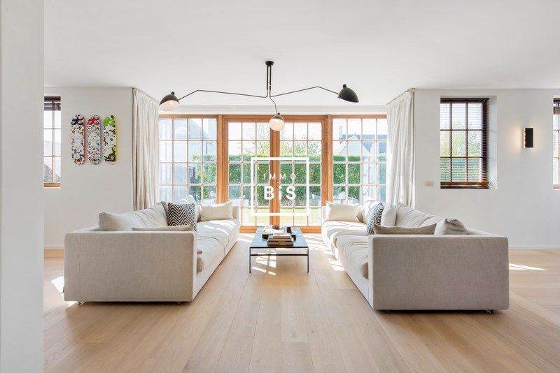 Exclusieve instapklare villa in het Zoute met zonnige tuin foto 6