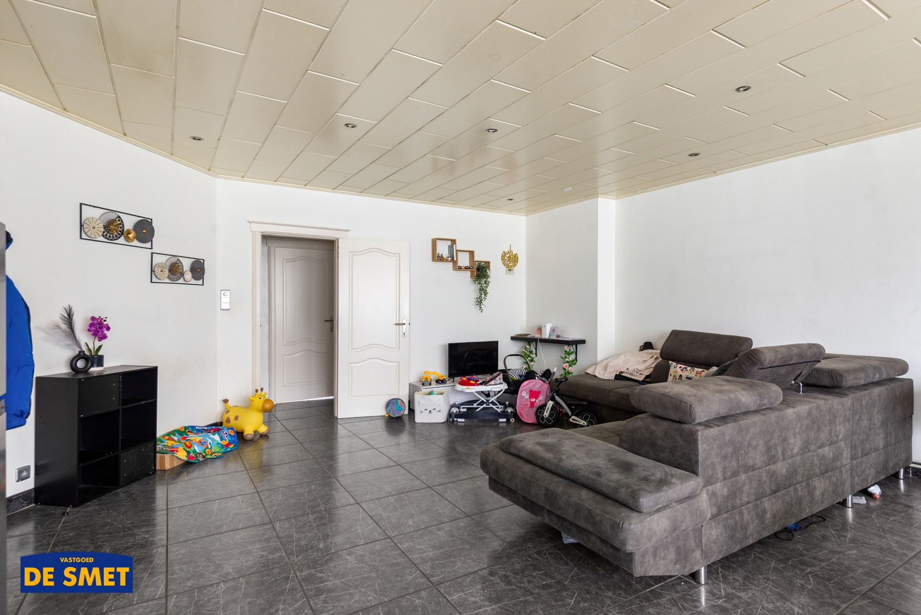 Appartement met zuidterras en 2 kelders in rustige buurt foto 5