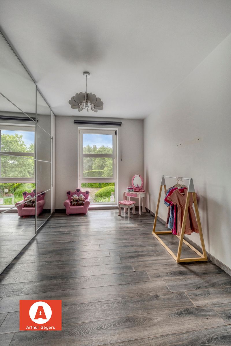Ruime energiezuinige villa met 5 slaapkamers op toplocatie! foto 19