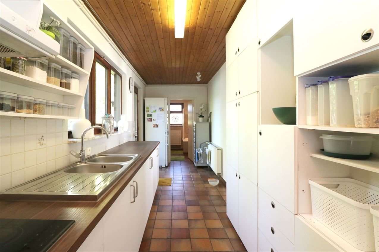 Rustig gelegen woning met 2 slpk, riante tuin en garage foto 11