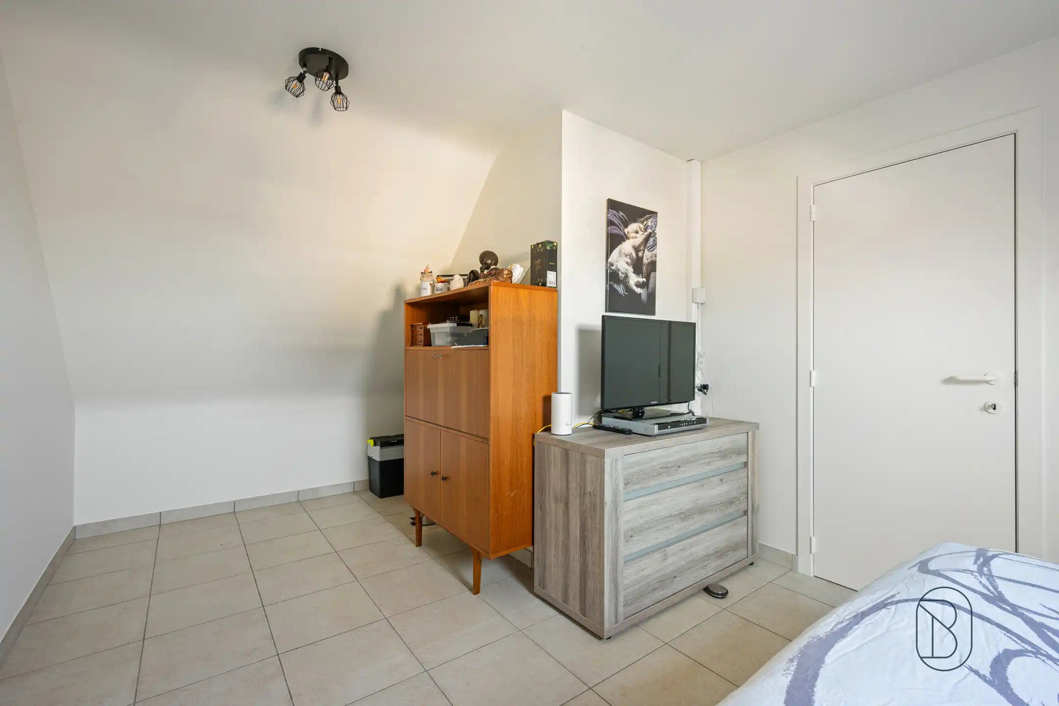 Instapklare energiezuinige topper met garage en tuin foto 14