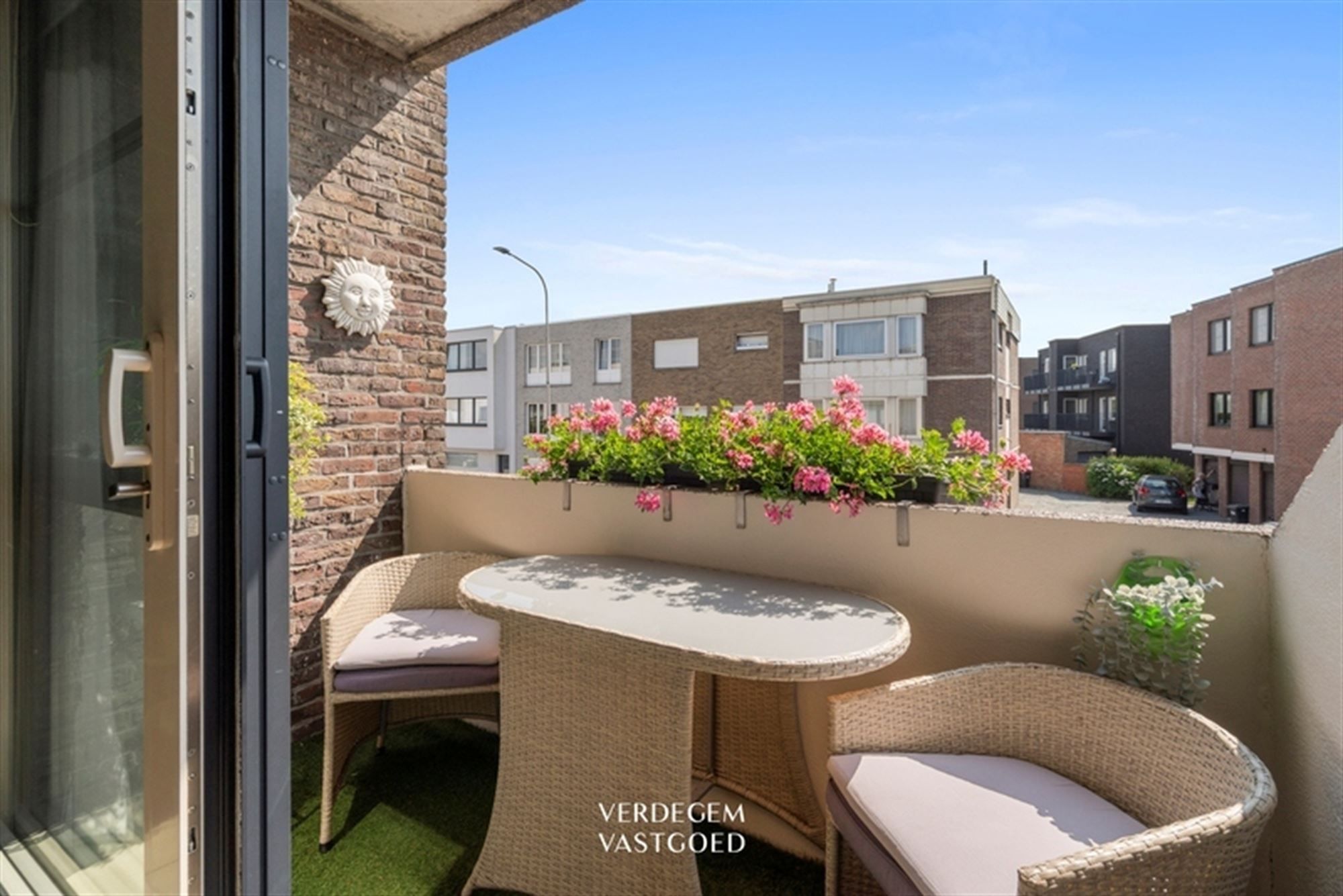 Knap 2 slaapkamer appartement met 2 terrassen en garage foto 4
