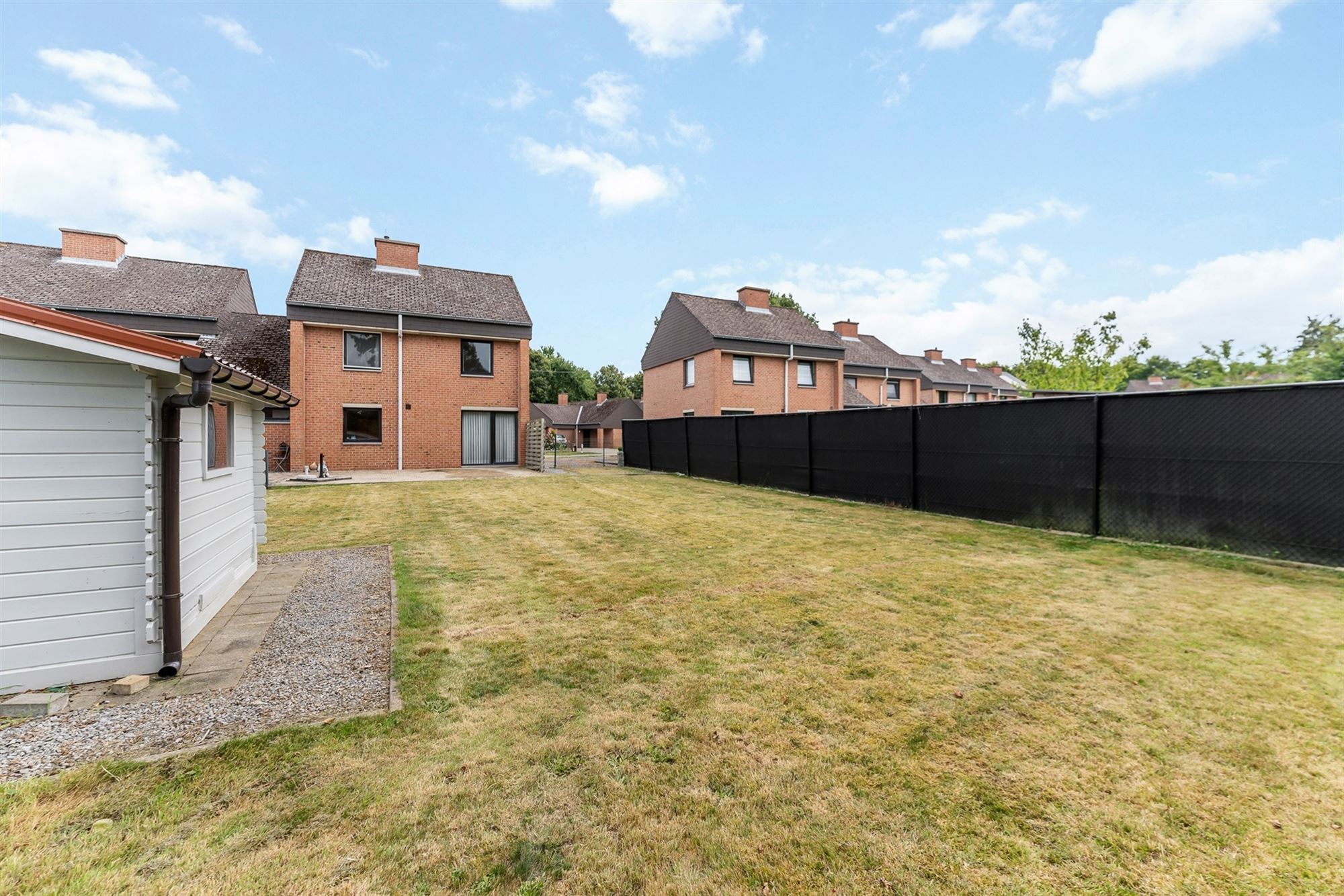 OP TE FRISSEN WONING MET 3 SLAAPKAMERS TE PAAL foto 22