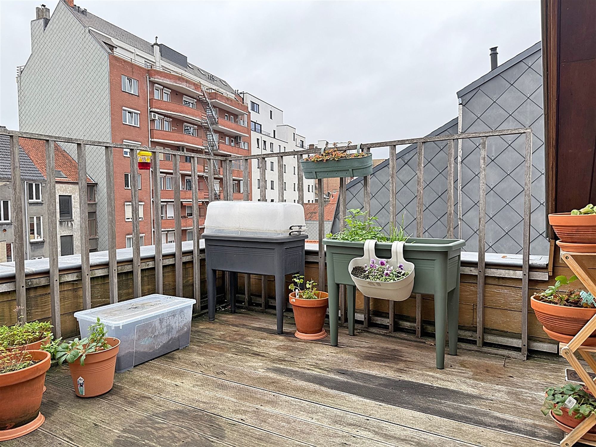 Instapklaar DUPLEX - APPARTEMENT met 2 slaapkamers, 2 badkamers & terras  foto 10