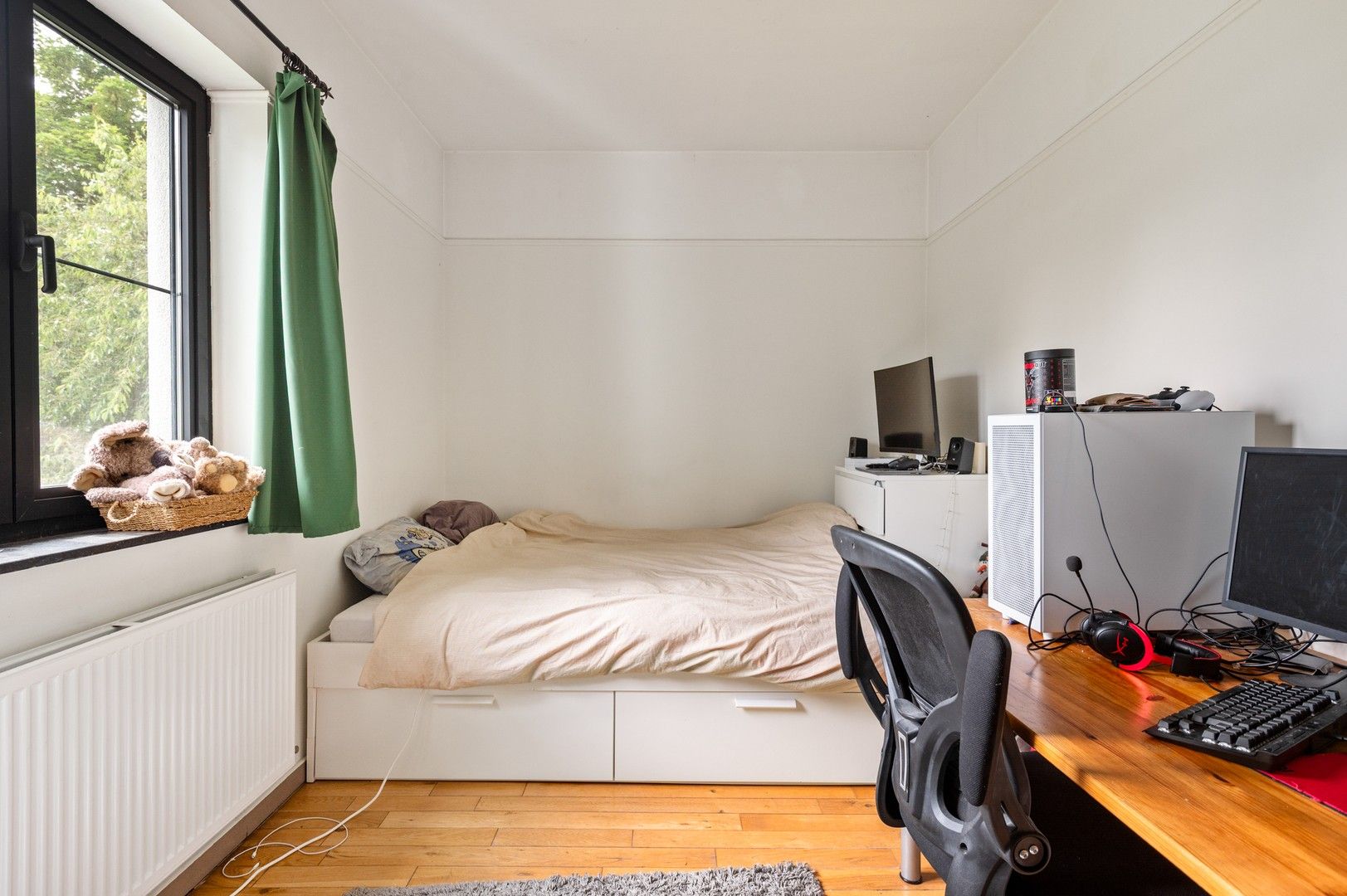 Vrijstaande woning met 5 slaapkamers en grote zonnige tuin foto 17