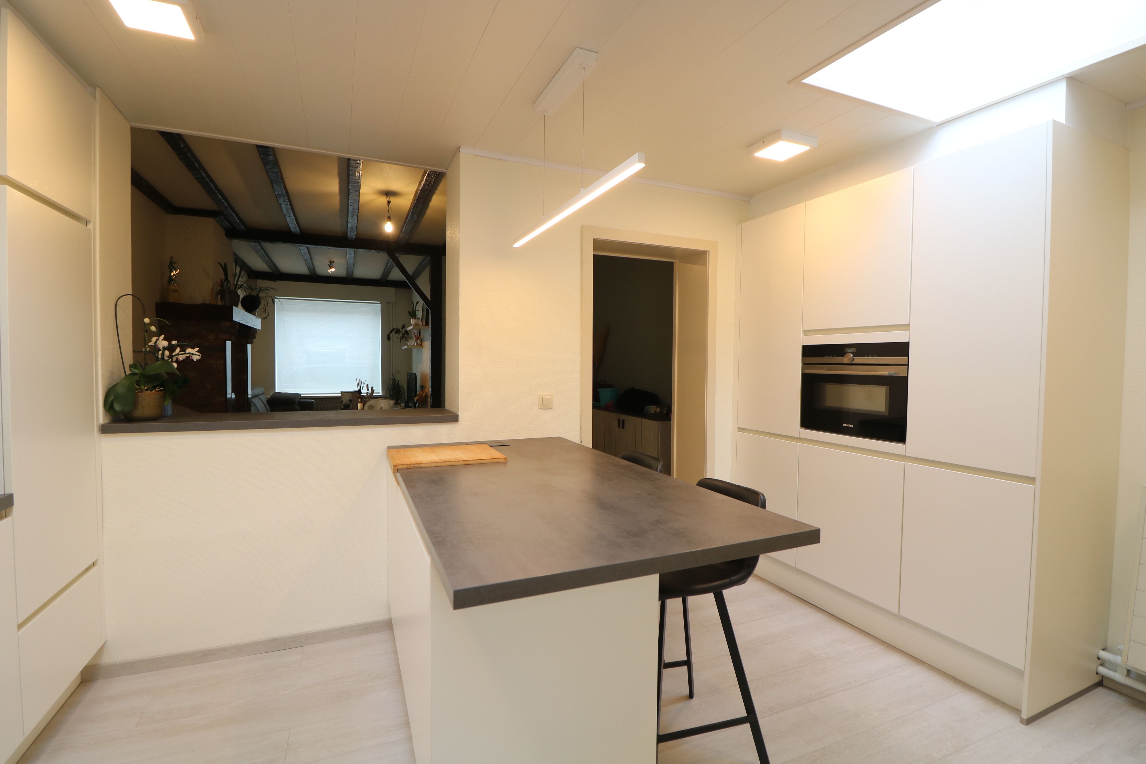 Instapklare woning met 3 slaapkamers en stadstuin, vlakbij centrum, jachthaven en Zeedijk. foto 7