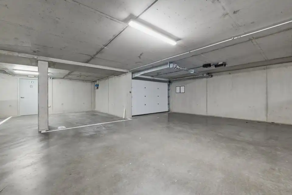 NIEUWBOUWAPPARTEMENT MET 2 SLKS TE HUUR IN SINT-TRUIDEN foto 32