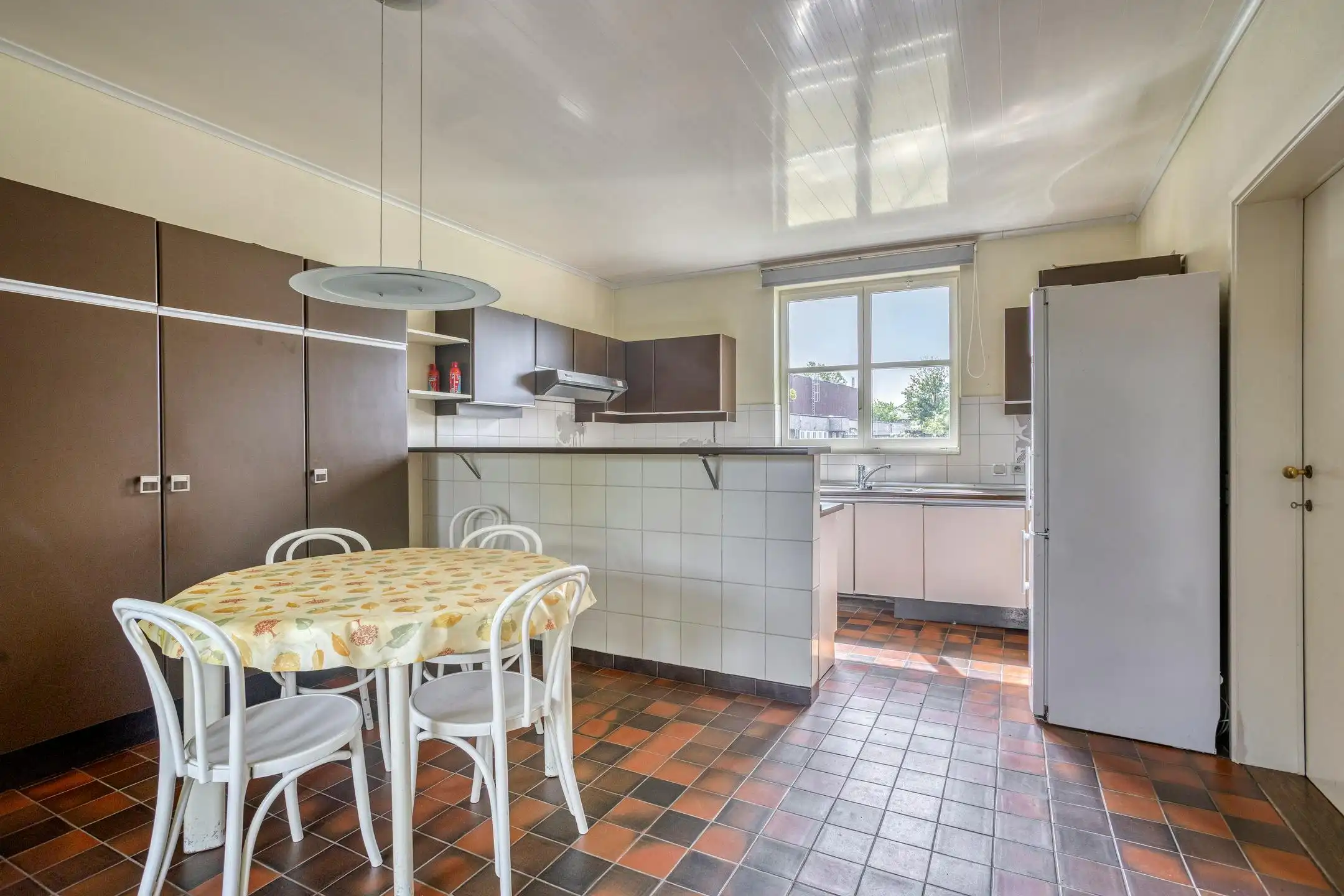 Stijlvolle villa met praktijk: wonen & werken in Opwijk foto 9