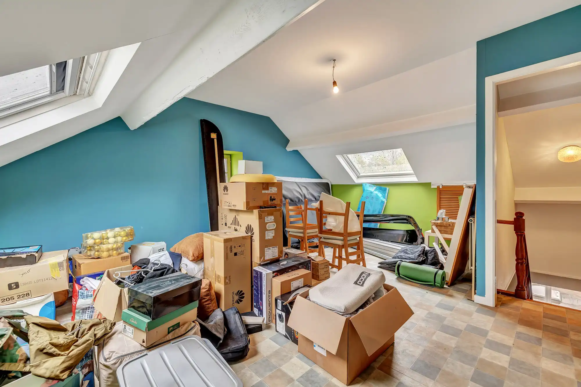 Instapklare woning met ruime garage foto 15