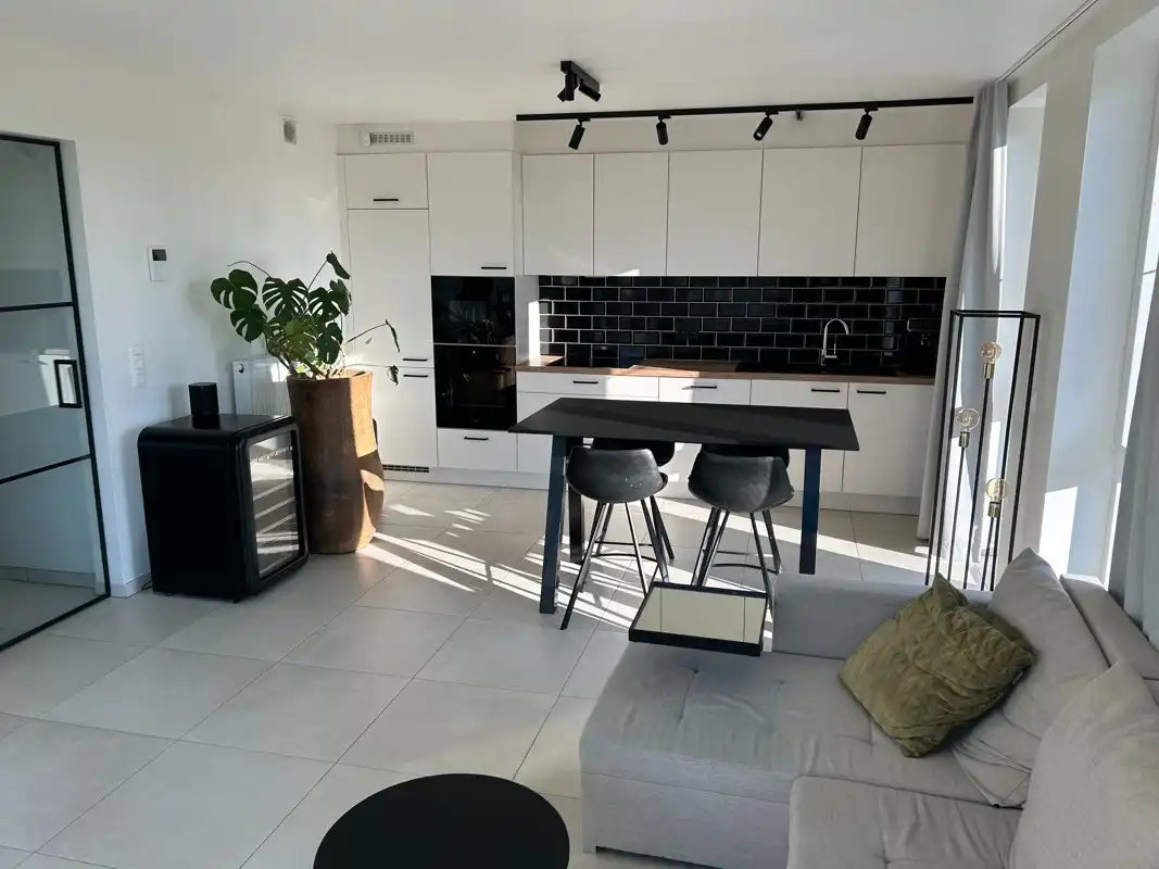 Appartement met terras en 2 parkeerplaatsen foto 4