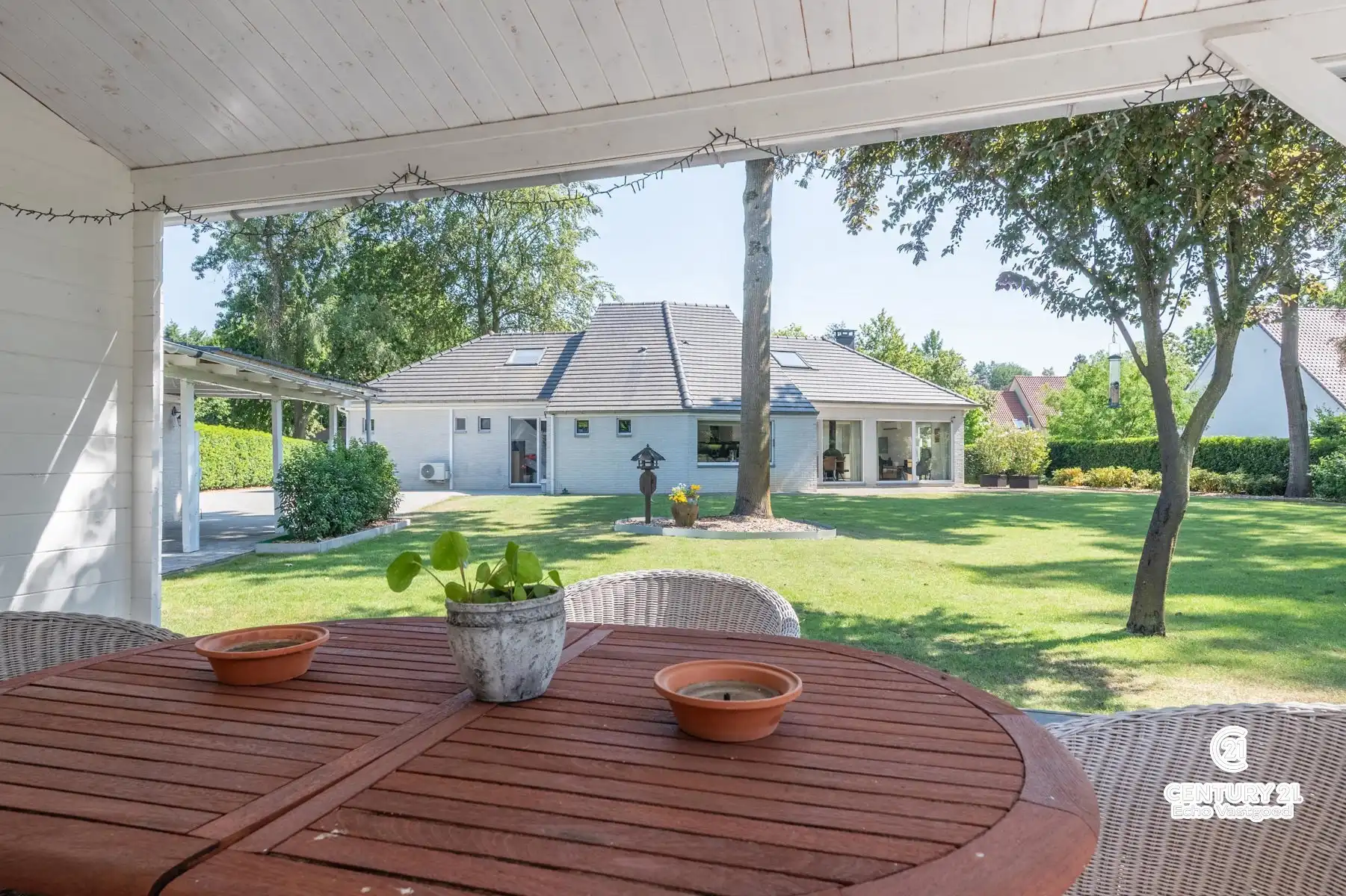 Onderhouden, energiezuinige gelijkvl. villa met mooie tuin foto 25