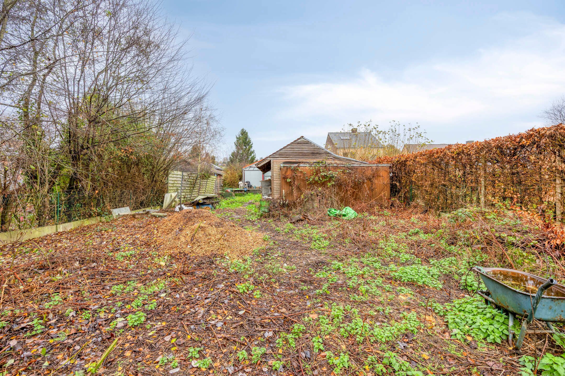 Rustig gelegen gelijkvloerse open bebouwing op 10a te Linden foto 18