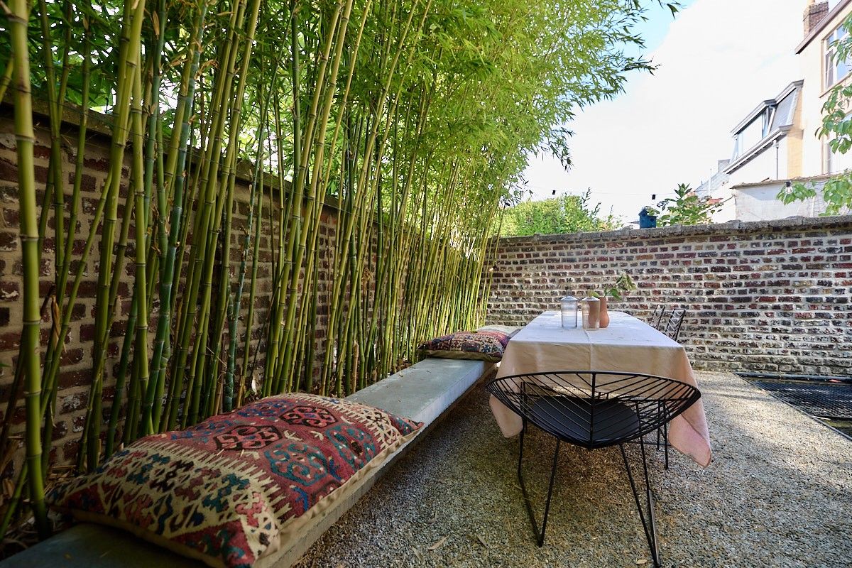 Buitengewone interbellum architecten-burgerwoning met tuin die omgevormd werd tot een hedendaagse luxueuze concept-woning. foto 5
