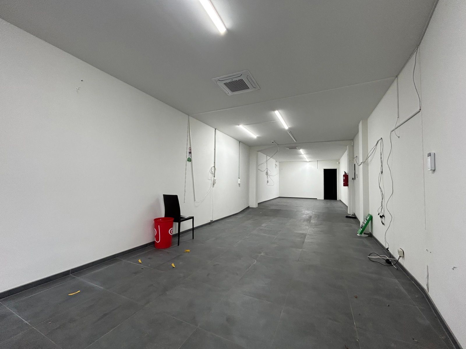 Gelijkvloerse handelsruimte Vossem!  foto 3