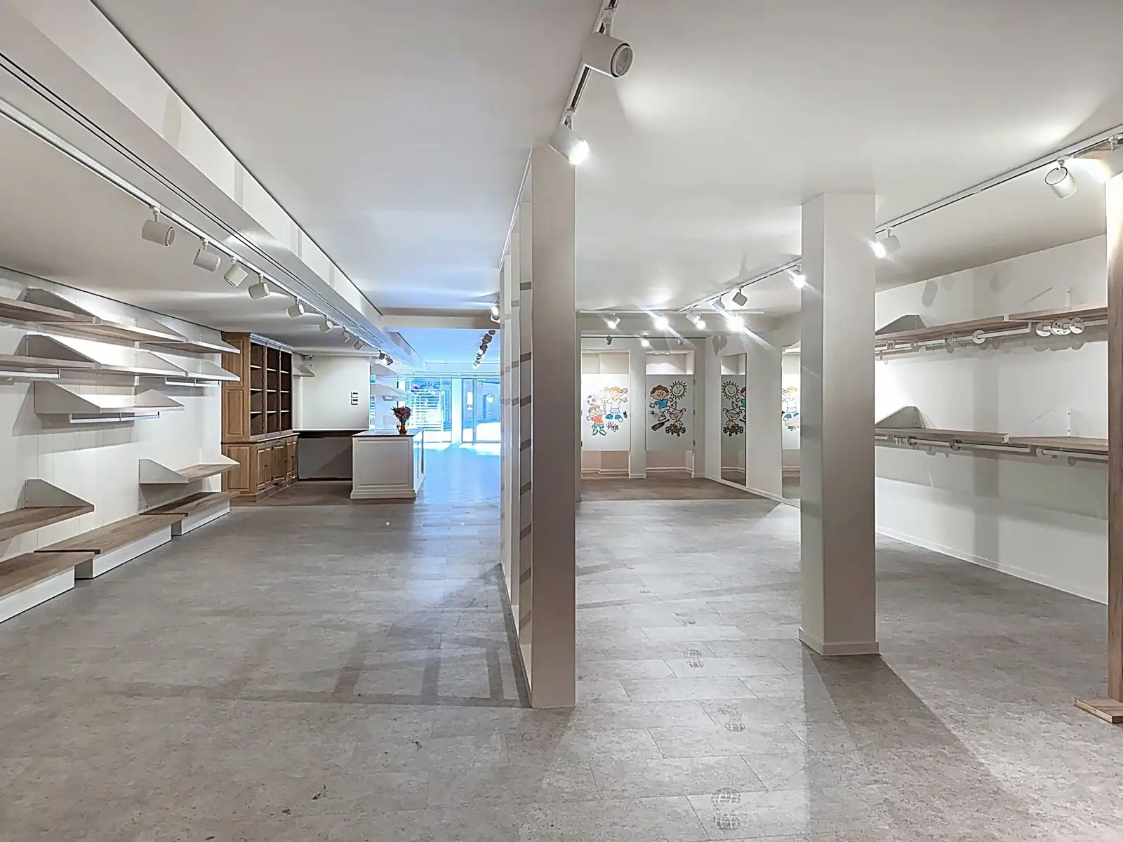 Instapklare commerciële ruimte in bruisend Brasschaat foto 9