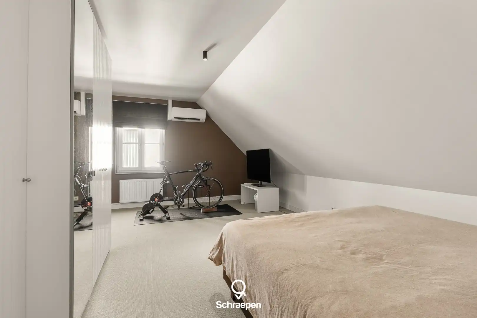 Hoogwaardig afgewerkte villa met zwembad op zuidelijk perceel van circa 8,5 are te Hasselt! foto 25