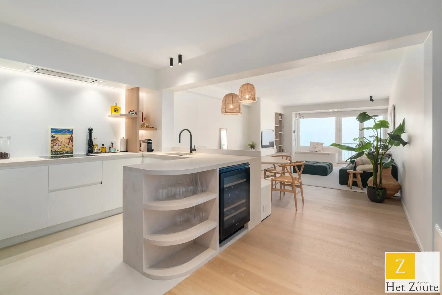 Elegantie, exclusieve luxe en frontaal zeezicht in Het Zoute foto 6