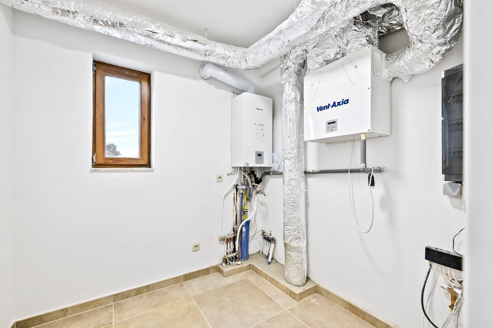 3-slpk duplex met autostaanplaats te Sint-Niklaas! foto 7
