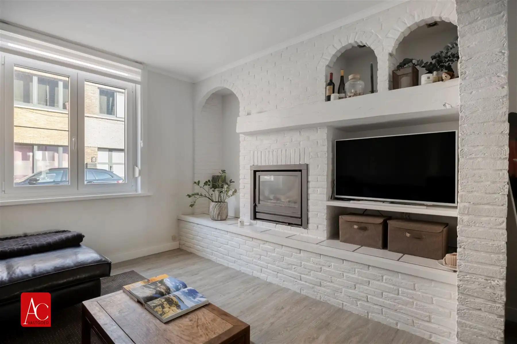 Recent gerenoveerde woning met 3 slpkrs en prachtige tuin foto 4