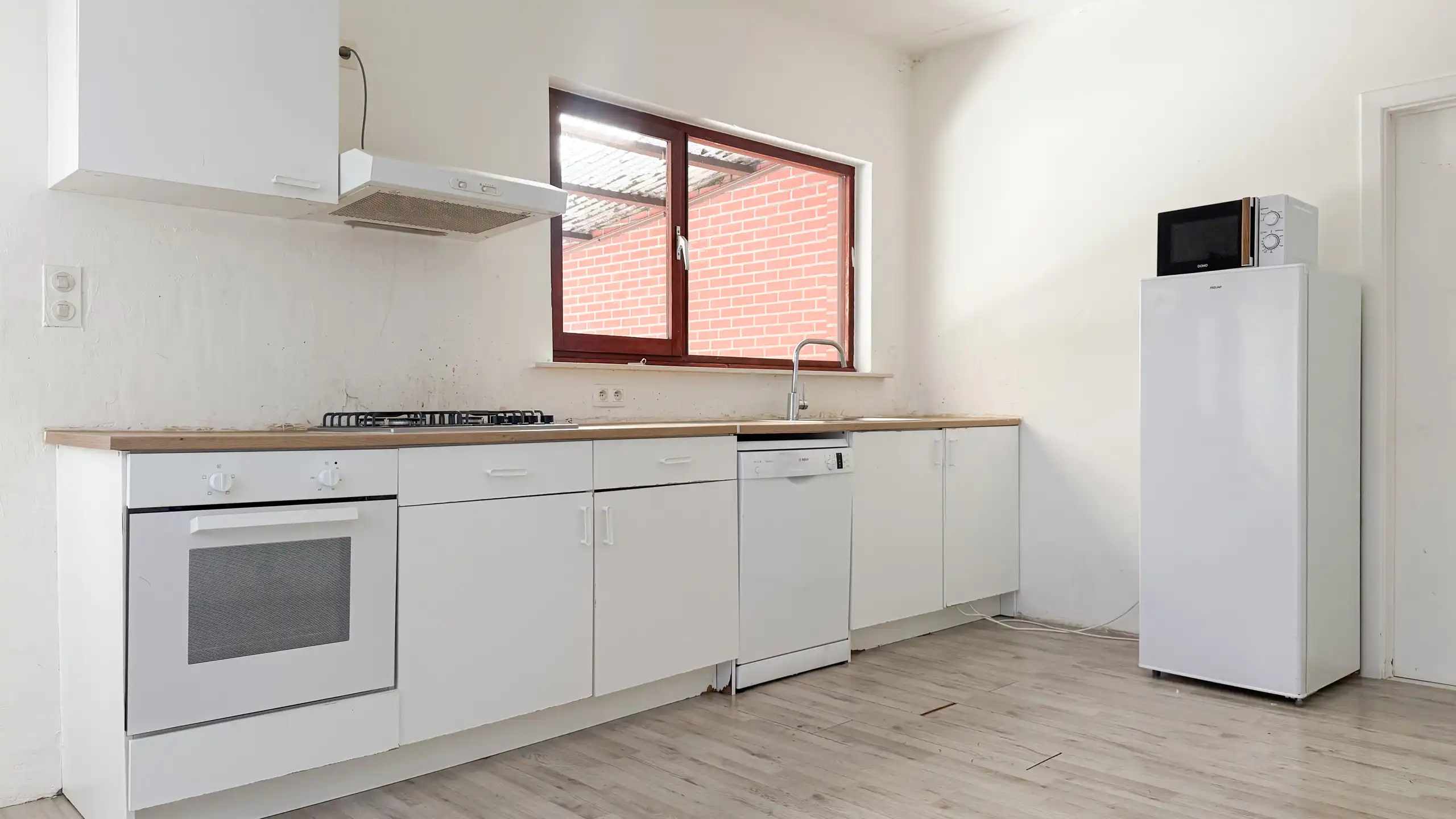 Ruime vrijstaande woning op 709 m² met veel potentieel! foto 10