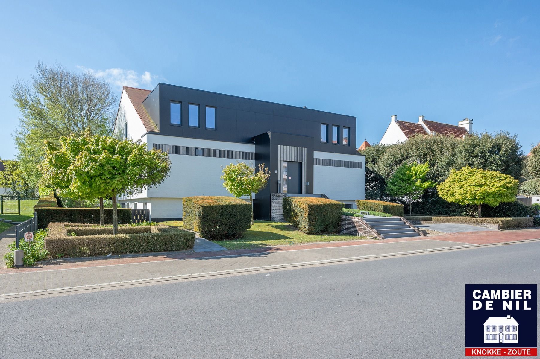 Gemeubeld: Exceptioneel tuinappartement op enkele stappen van de Wandeldijk foto 2