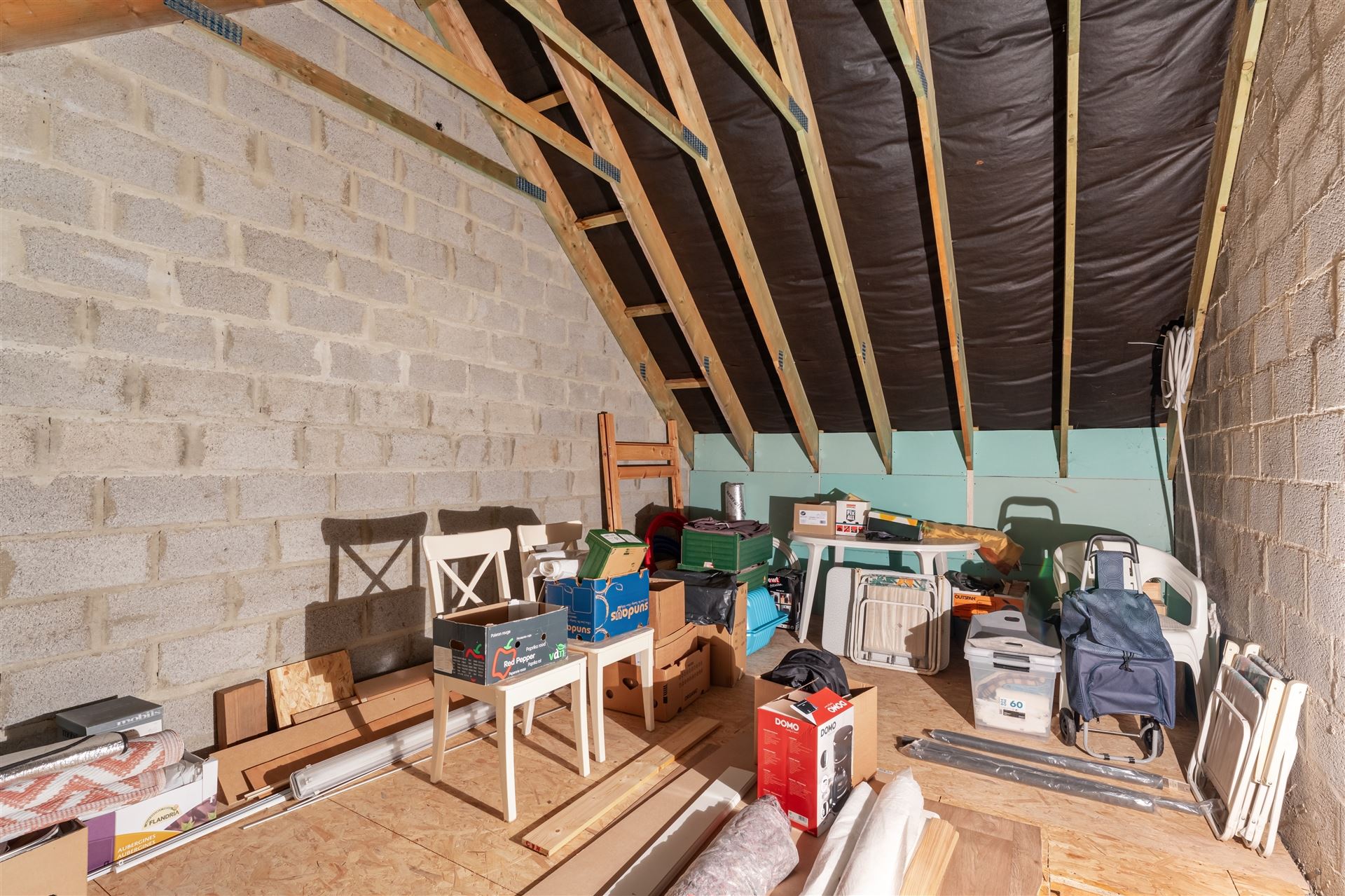 Eengezinswoning in open bebouwing met tuin. foto 32