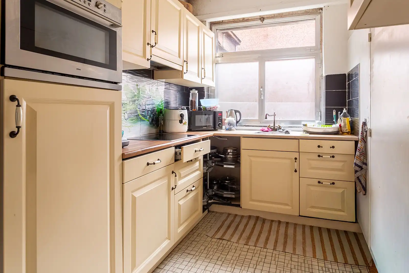 Ruime handelswoning met magazijn in de nabijheid van Park Spoor Noord foto 11