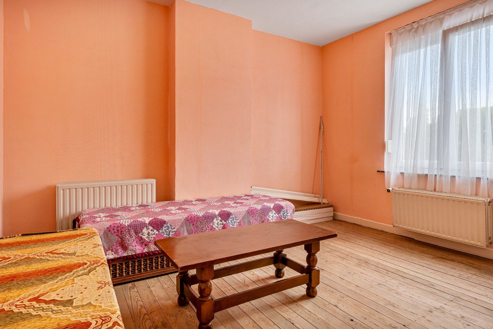 Verzorgde stadswoning met zicht over de Dendervalei foto 12